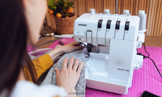 Brother airflow 3000 elektronski overlocker za vstavljanje zračnih navojev opremo LZ2830